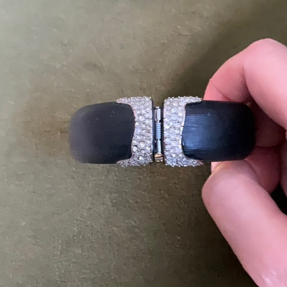 Alexis Bittar Lucite Bracelot - Picture 6 of 10